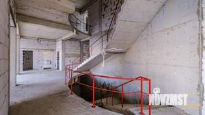 Дом 1077м&sup2;, 3-этажный, участок 13 сот.  