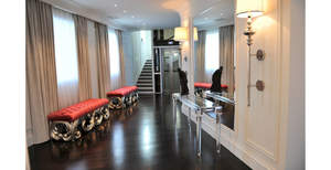 Дом 830м², 3-этажный, участок 10 сот.  