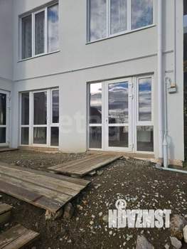 Дом 263м&sup2;, 3-этажный, участок 7 сот.  