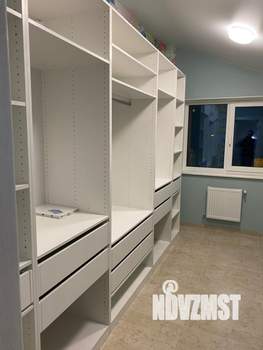 Дом 264м&sup2;, 3-этажный, участок 3 сот.  