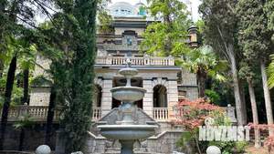 Дом 505м², 3-этажный, участок 41 сот.  