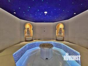 Дом 700м&sup2;, 3-этажный, участок 12 сот.  