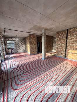 Дом 170м&sup2;, 2-этажный, участок 4 сот.  