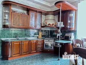 Дом 374м², 2-этажный, участок 1 сот.  