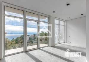 Дом 242м², 3-этажный, участок 8 сот.  