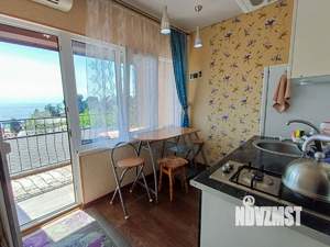 Дом 92м&sup2;, 2-этажный, участок 3 сот.  