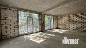 Дом 272м&sup2;, 3-этажный, участок 4 сот.  