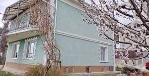 Дом 256м², 3-этажный, участок 7 сот.  