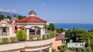 Дом 980м², 3-этажный, участок 17 сот.  