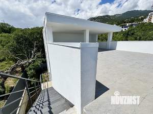 Дом 337м&sup2;, 3-этажный, участок 5 сот.  