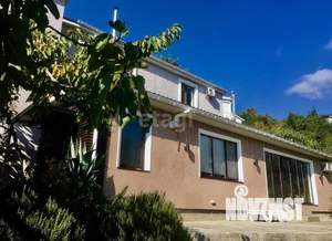 Дом 236м&sup2;, 3-этажный, участок 8 сот.  