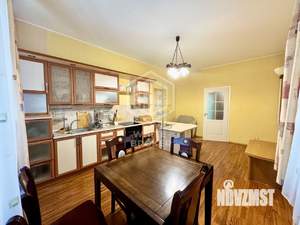 Дом 210м&sup2;, 2-этажный, участок 5 сот.  