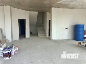 Дом 300м², 3-этажный, участок 6 сот.  
