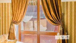 Дом 300м&sup2;, 3-этажный, участок 6 сот.  