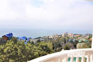 Дом 725м&sup2;, 3-этажный, участок 23 сот.  