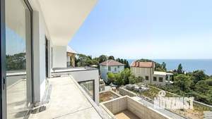 Дом 190м&sup2;, 2-этажный, участок 10 сот.  