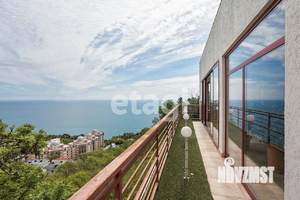 Дом 314м&sup2;, 3-этажный, участок 1 сот.  