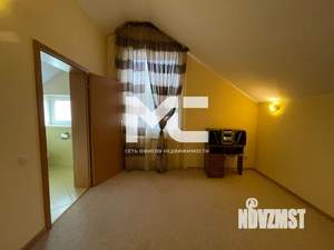 Дом 321м², 3-этажный, участок 10 сот.  