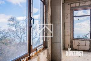 Коттедж 300м&sup2;, 3-этажный, участок 6 сот.  