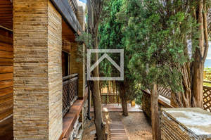 Дом 315м², 2-этажный, участок 30 сот.  