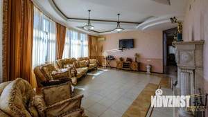 Дом 515м², 4-этажный, участок 10 сот.  