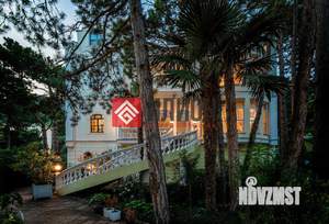 Дом 740м&sup2;, 4-этажный, участок 9 сот.  