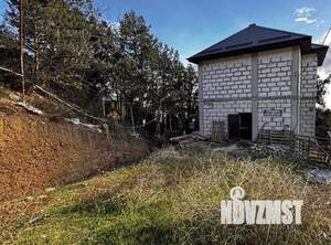 Дом 200м², 3-этажный, участок 3 сот.  