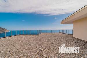 Дом 800м&sup2;, 3-этажный, участок 8 сот.  