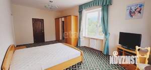 Дом 286м², 3-этажный, участок 6 сот.  