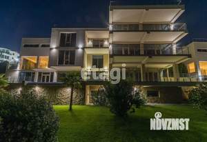 Дом 660м&sup2;, 3-этажный, участок 3 сот.  