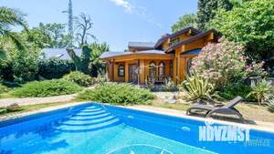 Дом 175м&sup2;, 2-этажный, участок 16 сот.  