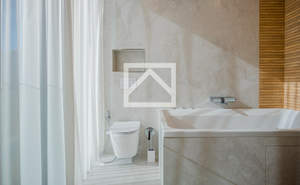 Дом 153м&sup2;, 3-этажный, участок 2 сот.  