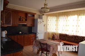 Дом 230м², 4-этажный, участок 3 сот.  