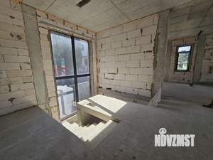 Дом 285м², 3-этажный, участок 4 сот.  