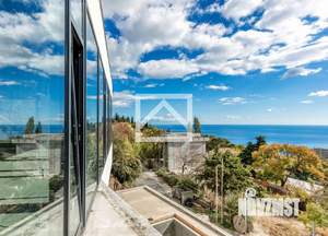 Дом 545м², 3-этажный, участок 10 сот.  