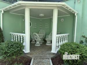 Дом 185м&sup2;, 2-этажный, участок 4 сот.  