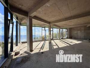 Дом 542м², 3-этажный, участок 10 сот.  