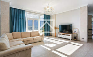 Дом 295м², 3-этажный, участок 9 сот.  