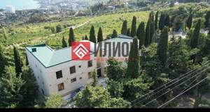 Дом 600м², 3-этажный, участок 10 сот.  