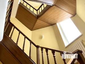 Дом 286м&sup2;, 3-этажный, участок 6 сот.  