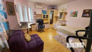 Дом 245м&sup2;, 3-этажный, участок 2 сот.  