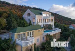 Дом 750м², 3-этажный, участок 24 сот.  