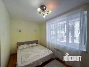 Дом 49м&sup2;, 2-этажный, участок 1 сот.  