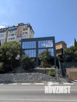 Таунхаус 350м&sup2;, 3-этажный, участок 2 сот.  