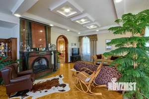 Дом 504м², 3-этажный, участок 11 сот.  