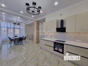Дом 330м², 3-этажный, участок 7 сот.  