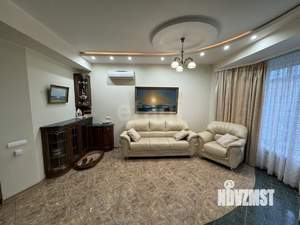 Таунхаус 150м², 2-этажный, участок 1 сот.  