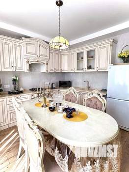 Дом 150м&sup2;, 3-этажный, участок 4 сот.  