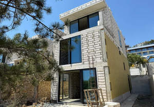 Дом 260м², 3-этажный, участок 5 сот.  