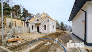 Дом 150м², 2-этажный, участок 5 сот.  